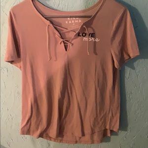 Pink tshirt “love more”